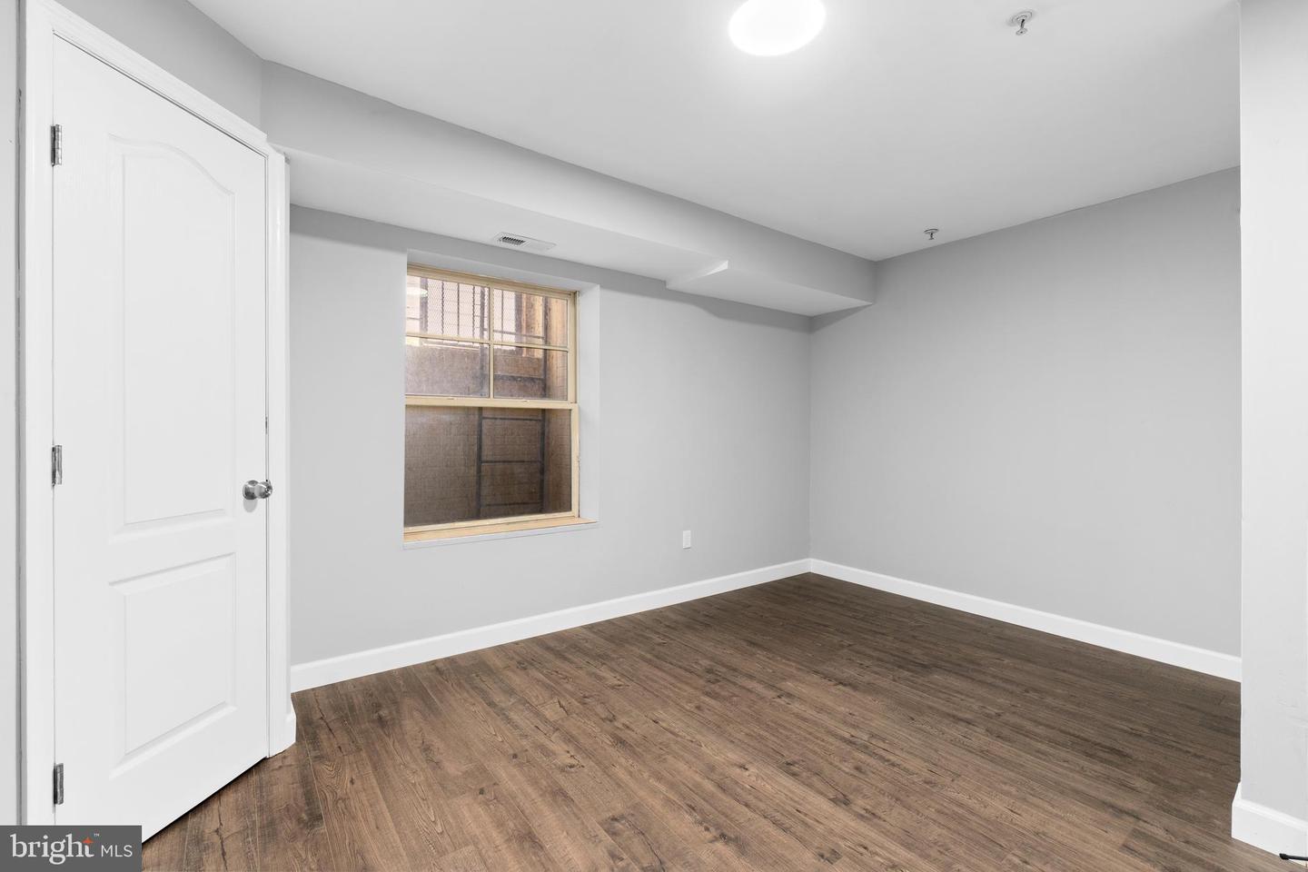 1829 Providence St Ne #unit B Property Photo 32