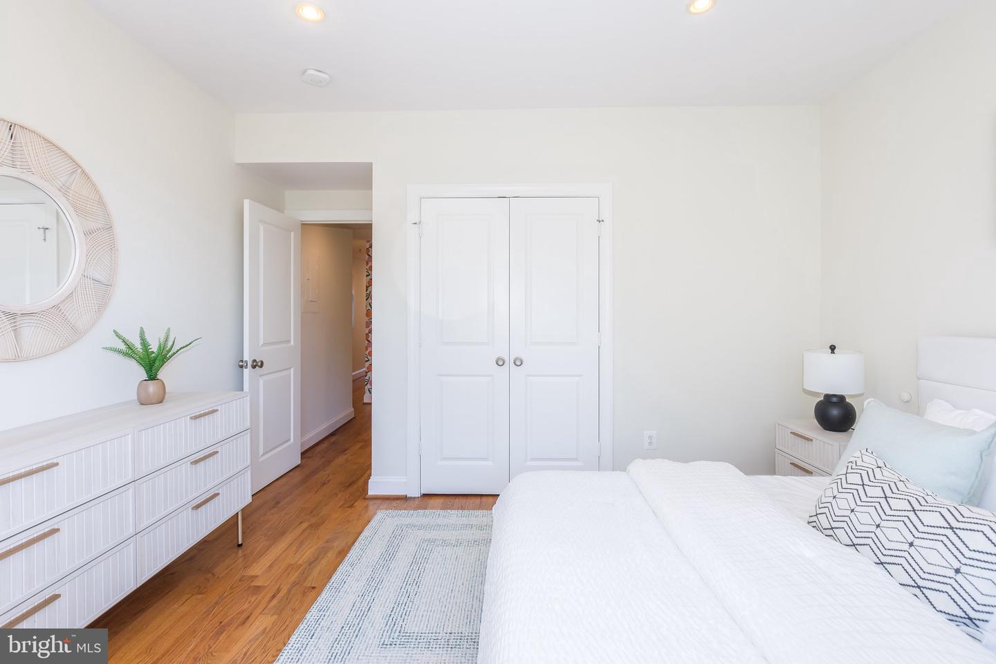 1116 C St Ne #202 Property Photo 19