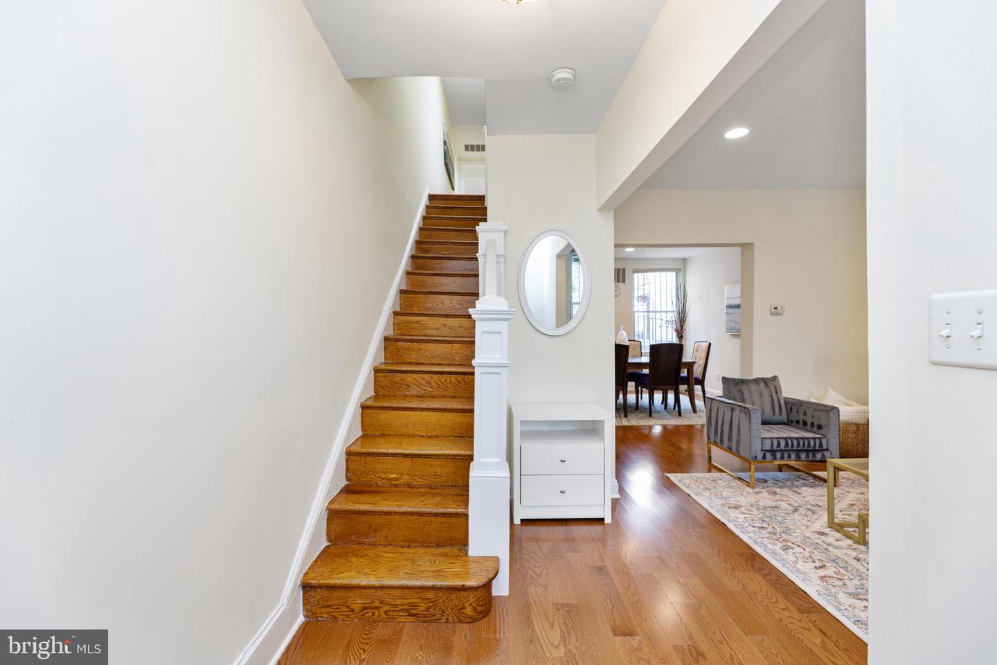 916 Shepherd St Nw Property Photo 7