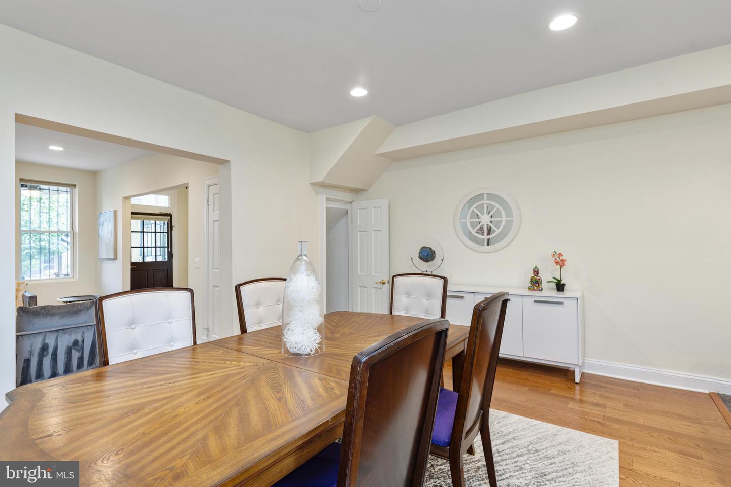 916 Shepherd St Nw Property Photo 14