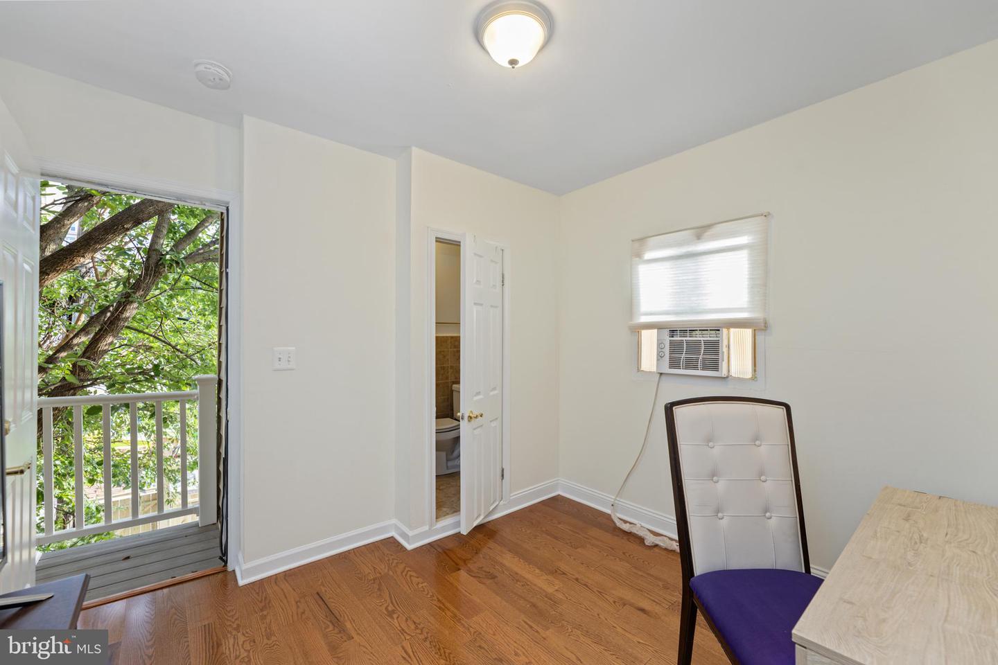 916 Shepherd St Nw Property Photo 33