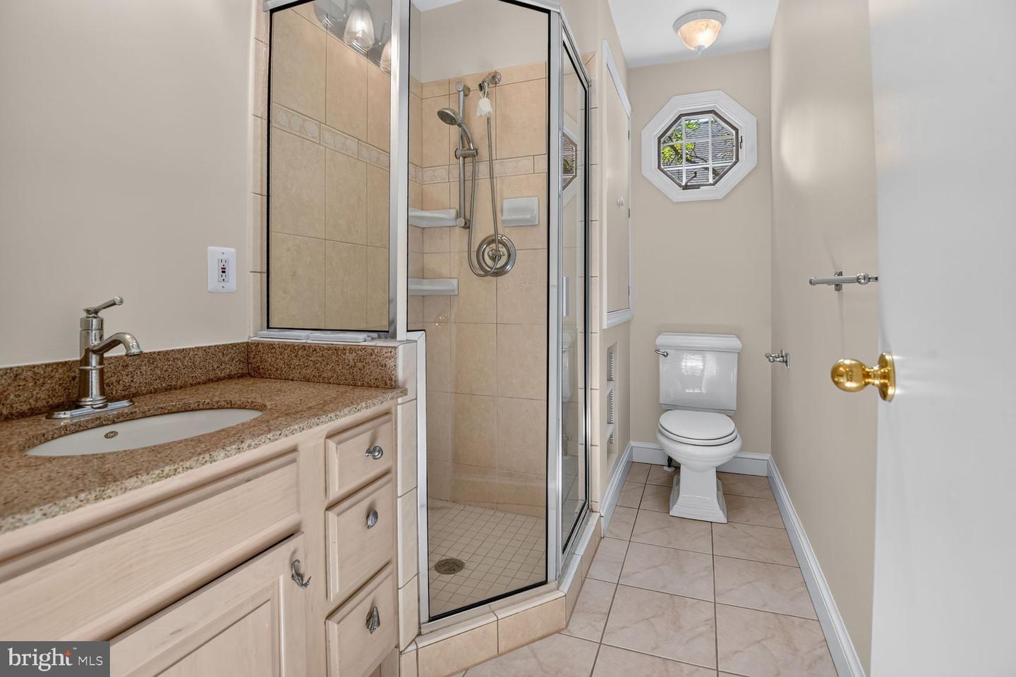 2260 48th St Nw Property Photo 44