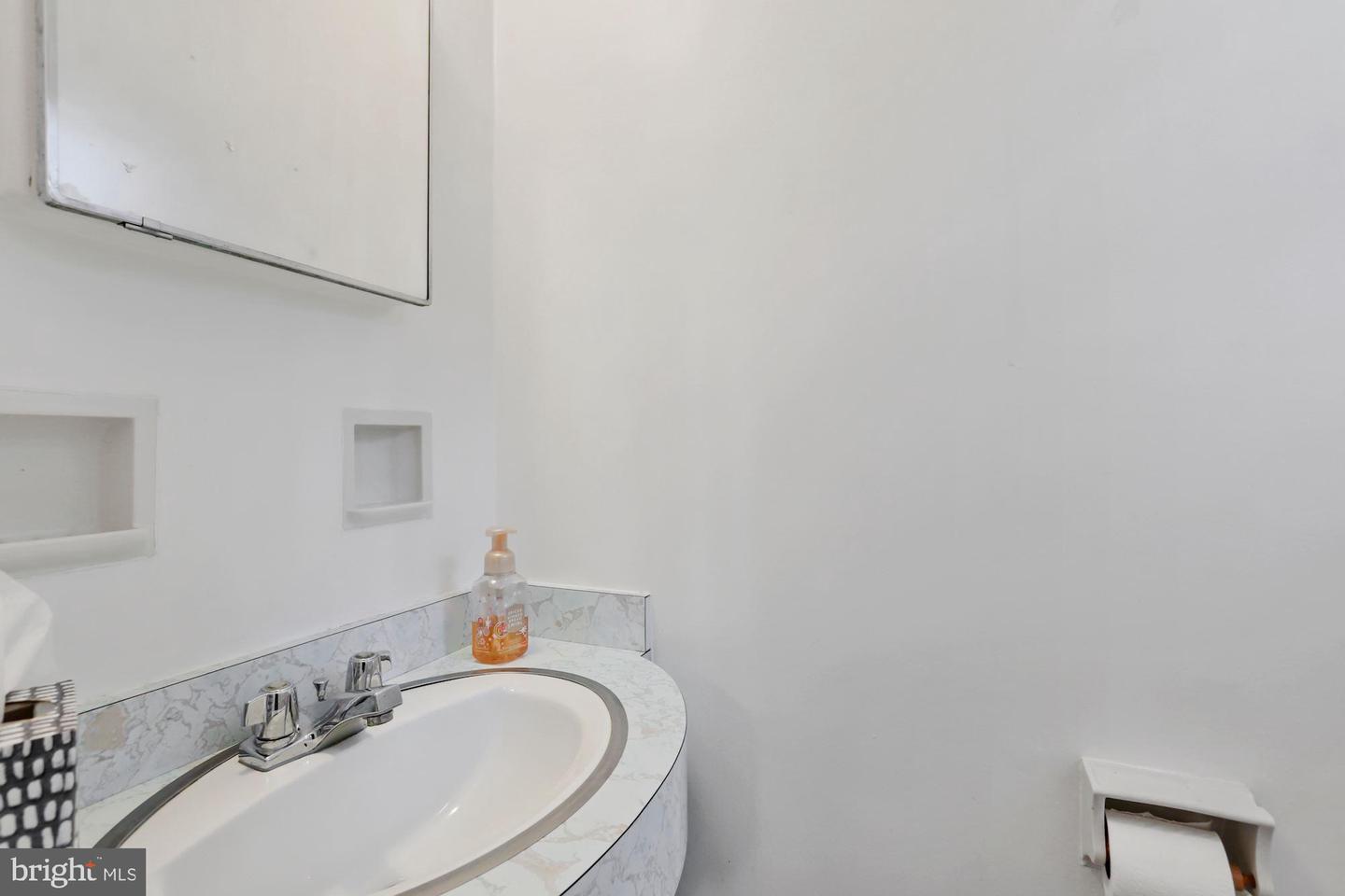 3273 Worthington St Nw Property Photo 17