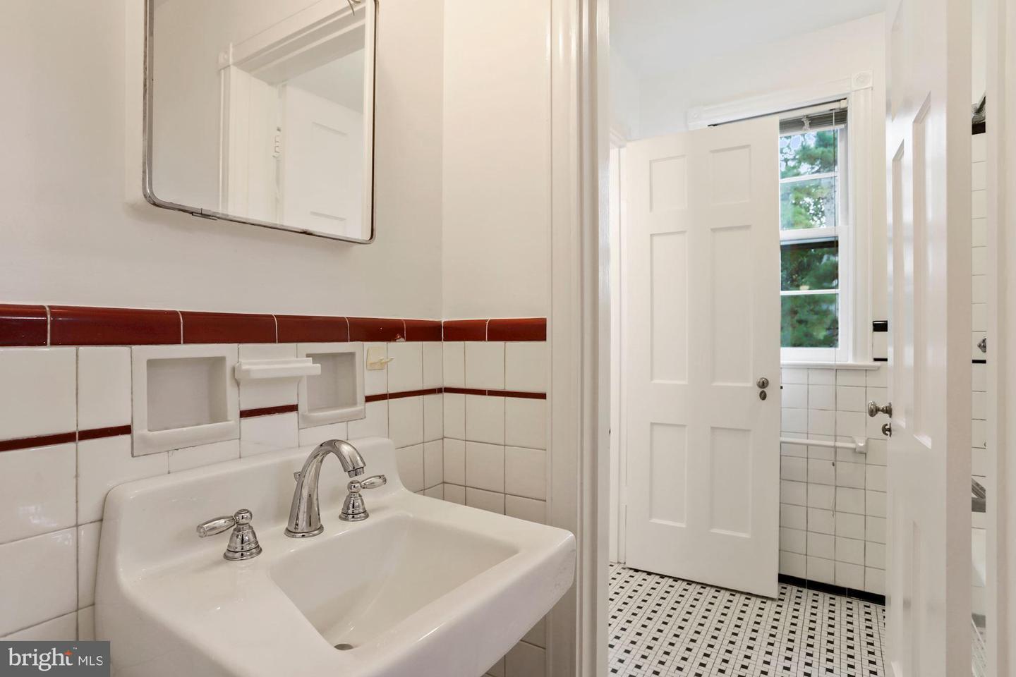 3273 Worthington St Nw Property Photo 20