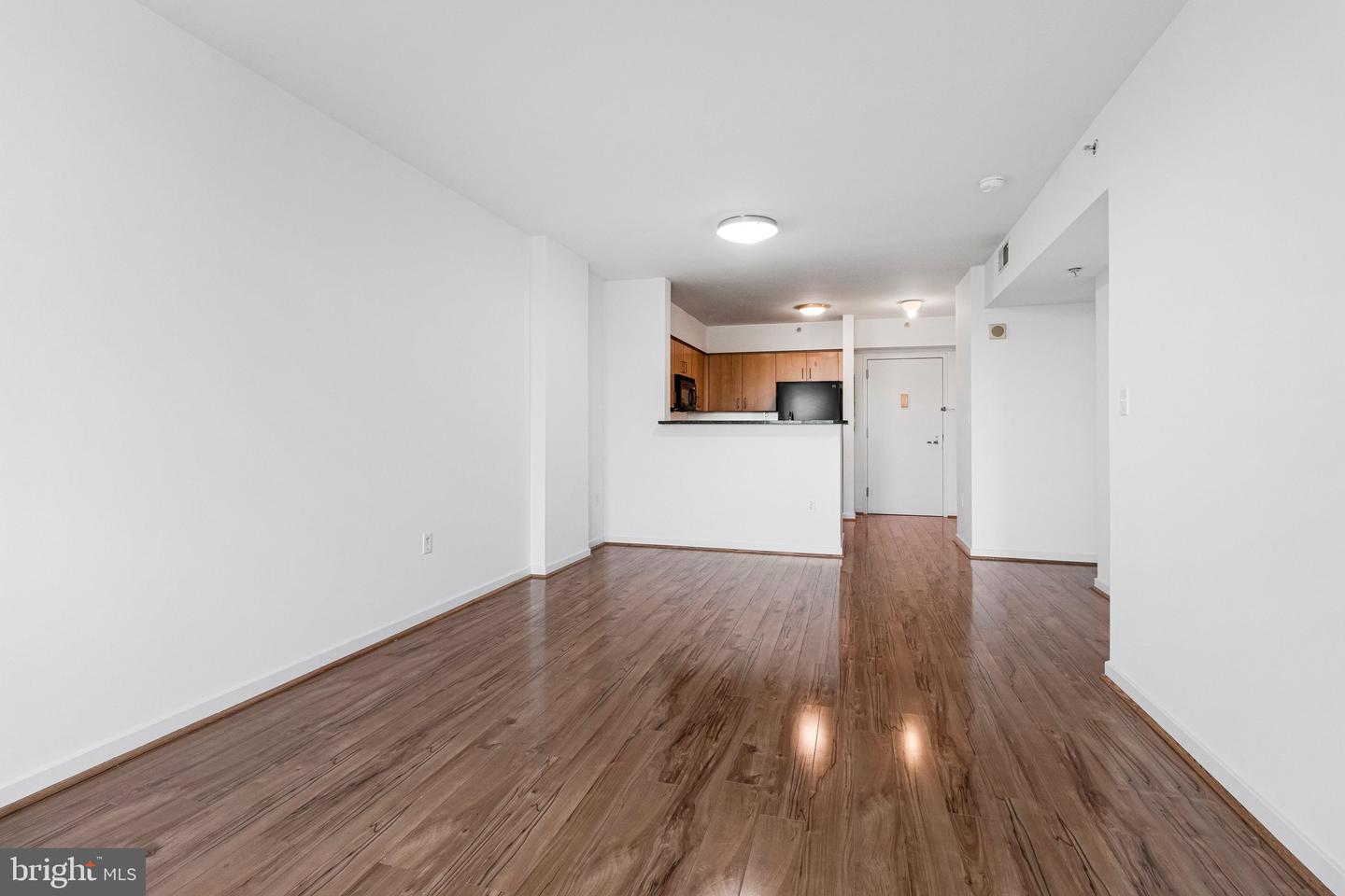 1000 New Jersey Ave Se #321 Property Photo 5