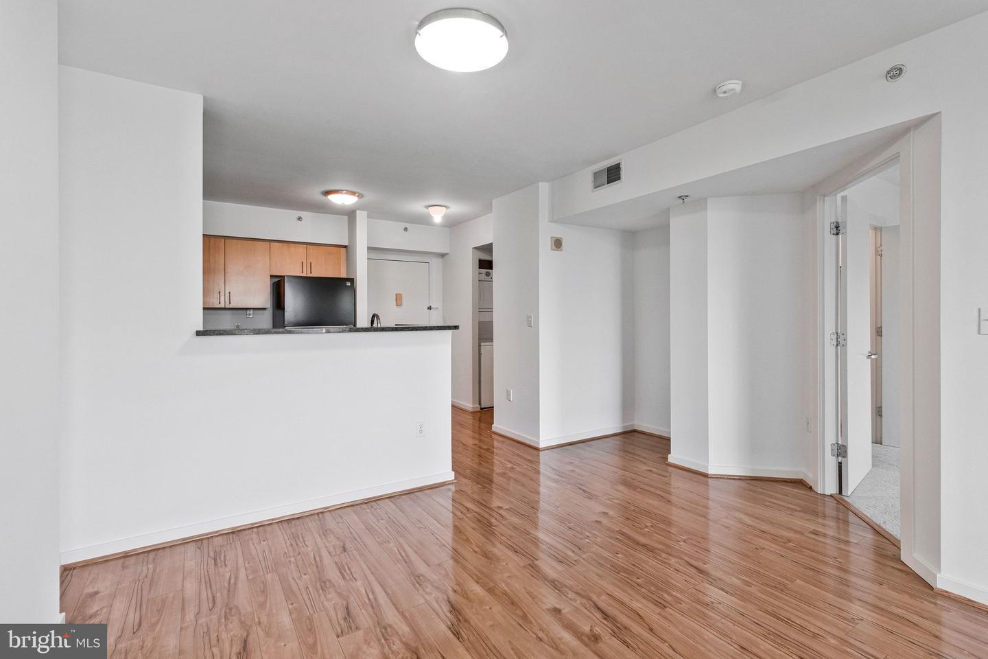 1000 New Jersey Ave Se #321 Property Photo 6
