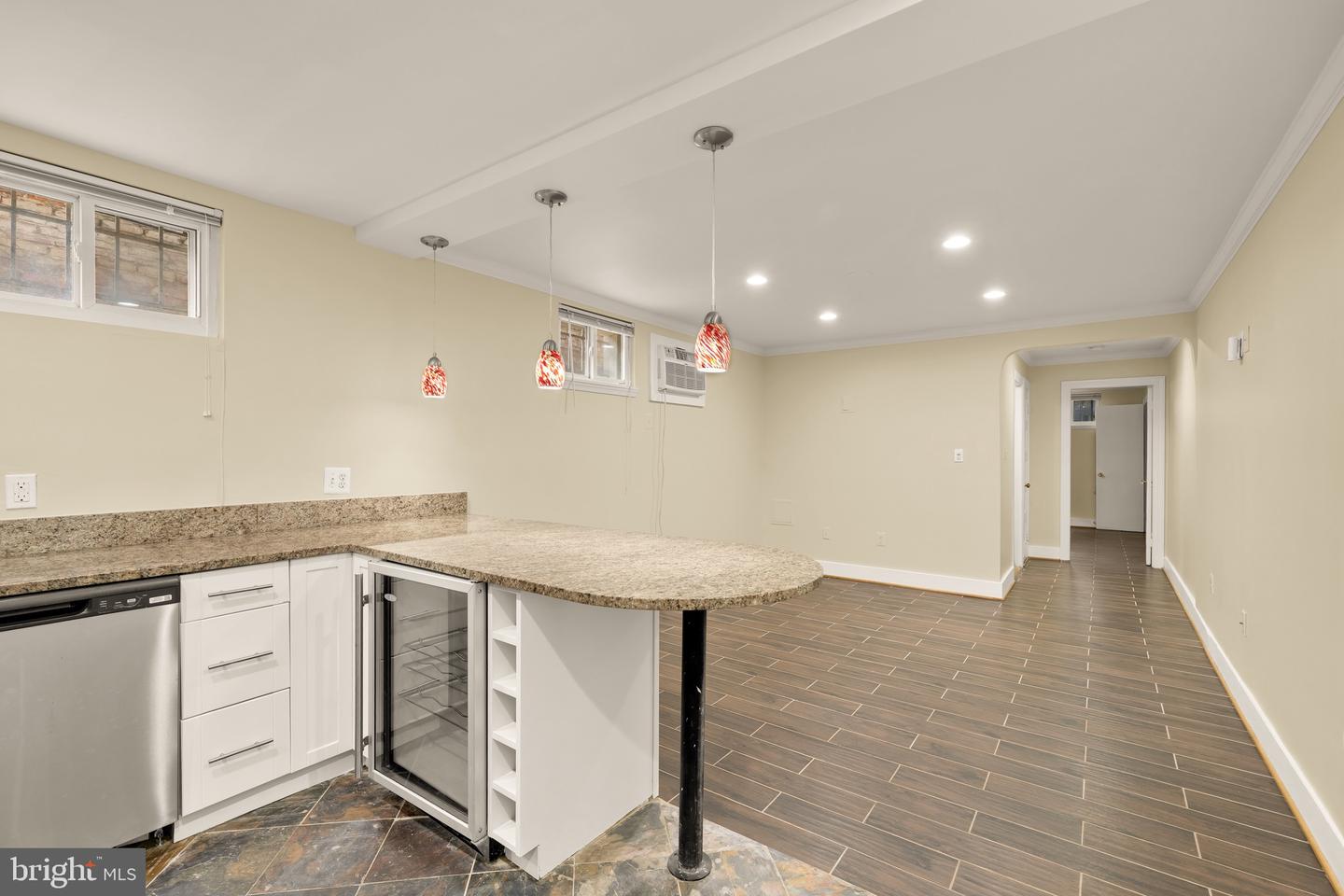 1308 21st St Nw #b1 Property Photo 5