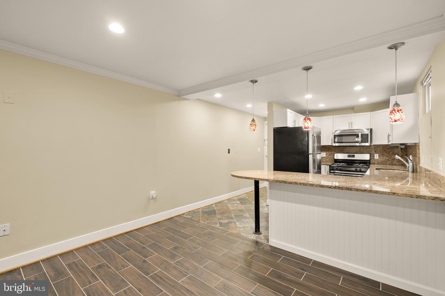 1308 21st St Nw #b1 Property Photo 7