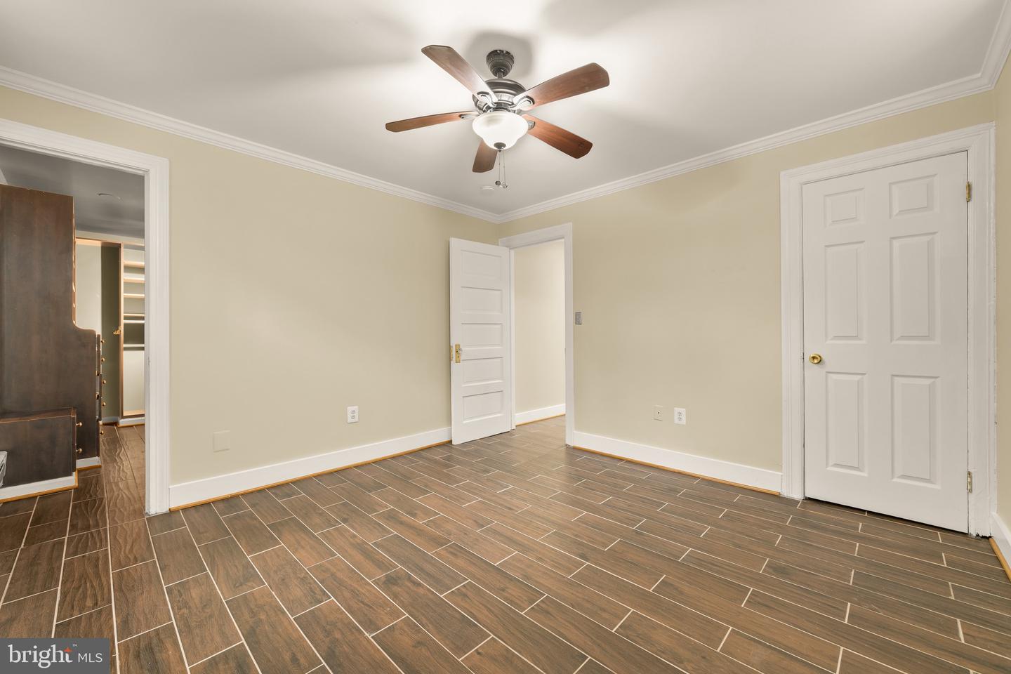 1308 21st St Nw #b1 Property Photo 9