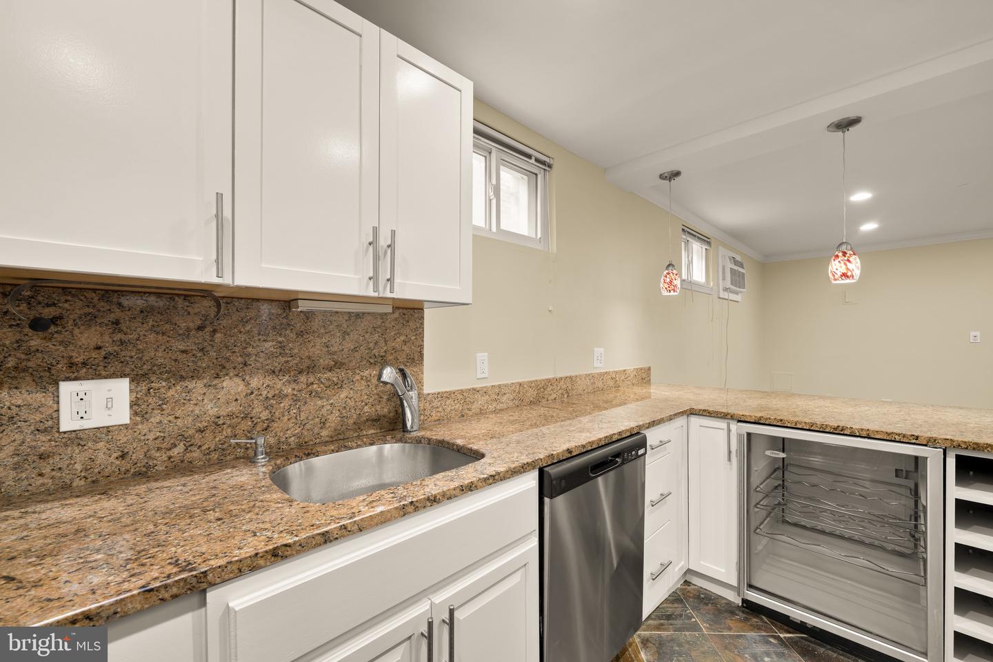 1308 21st St Nw #b1 Property Photo 15