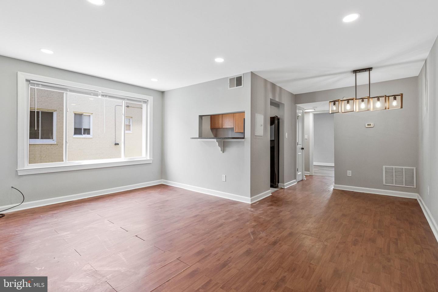 717 Brandywine St Se #202 Property Photo 2