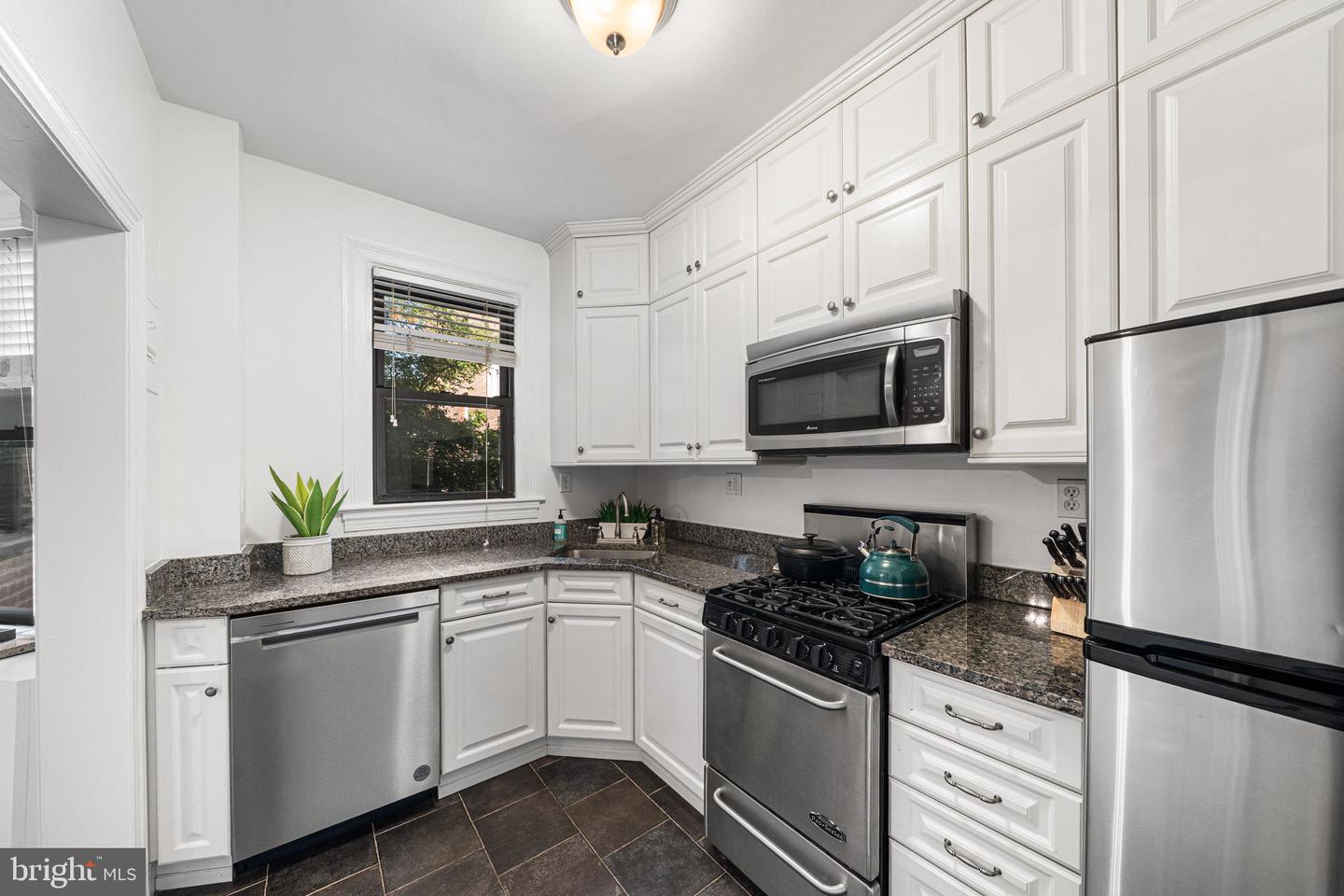 3616 Connecticut Ave Nw #201 Property Photo 18