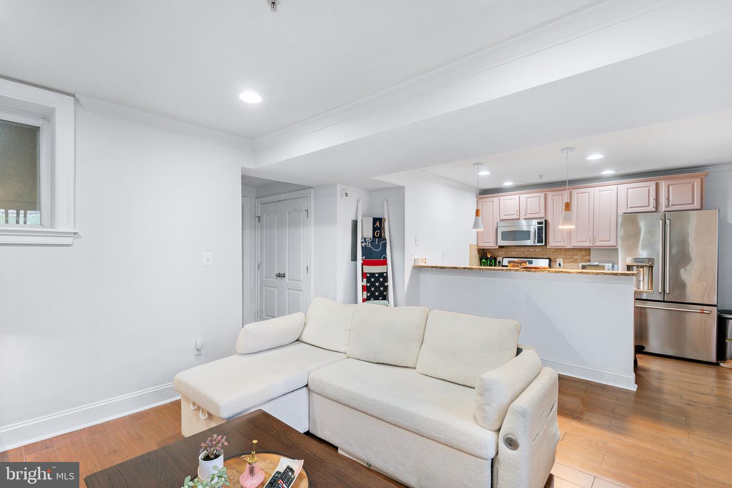 1929 1st St Nw #t3 Property Photo 9