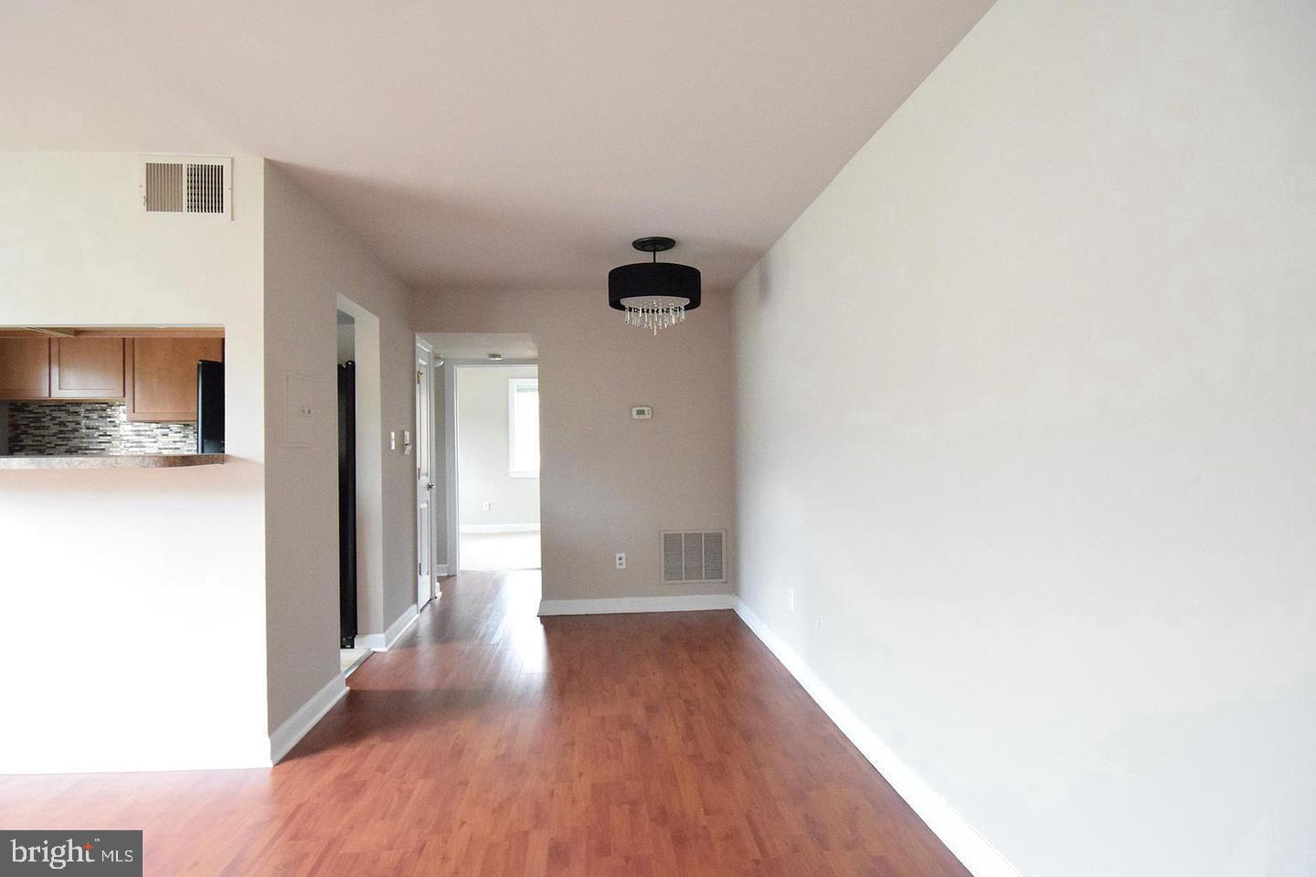 709 Brandywine St Se #302 Property Photo 3