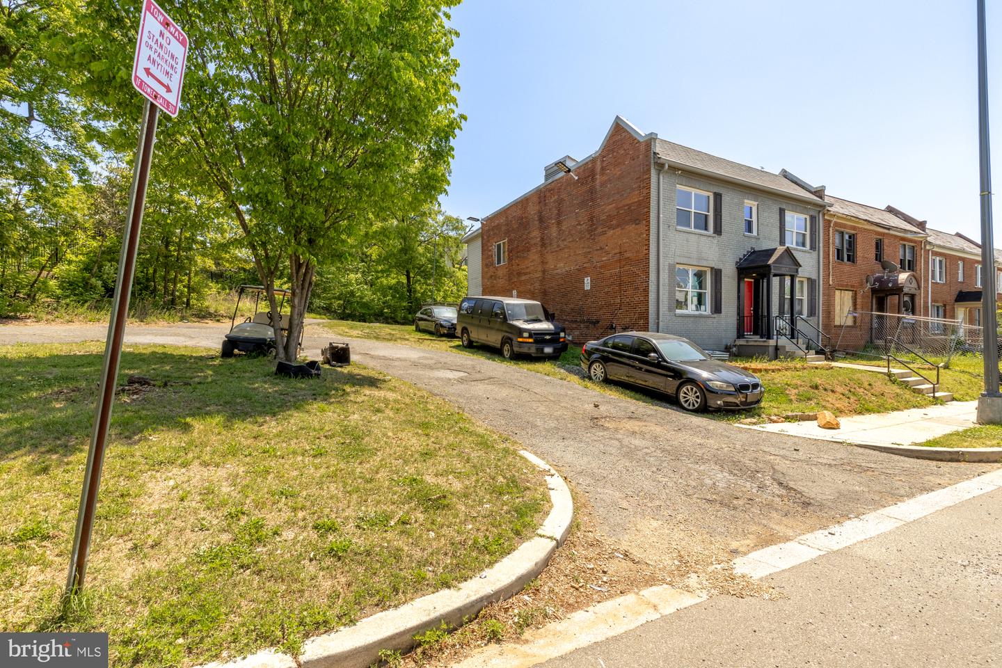 1227 18th Pl Ne Property Photo 2
