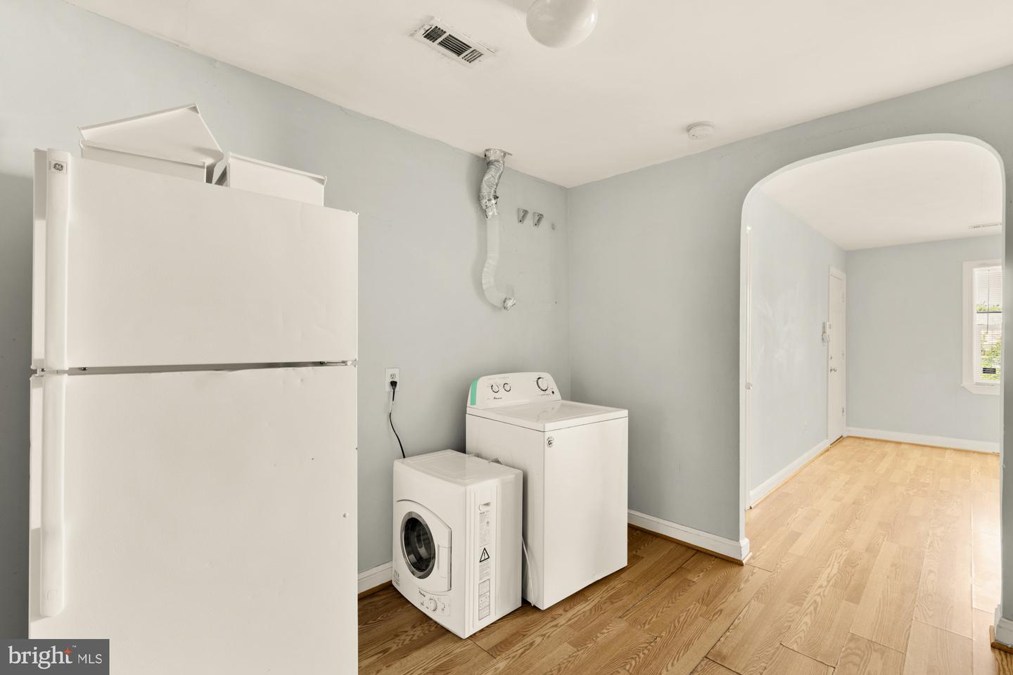 1227 18th Pl Ne Property Photo 10
