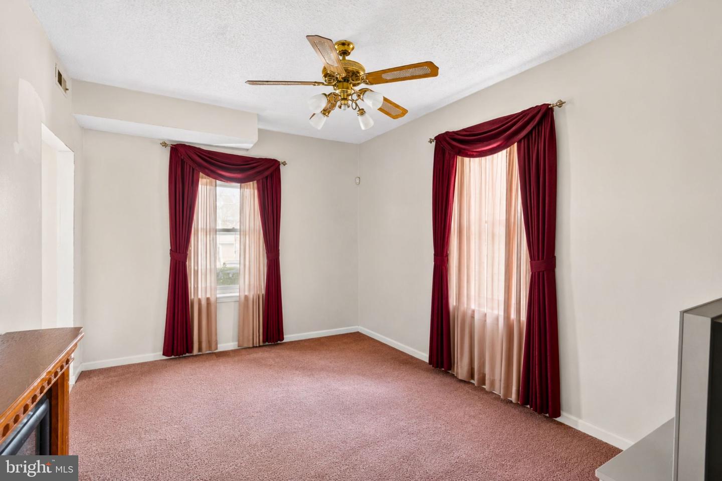 1025 44th St Ne Property Photo 7