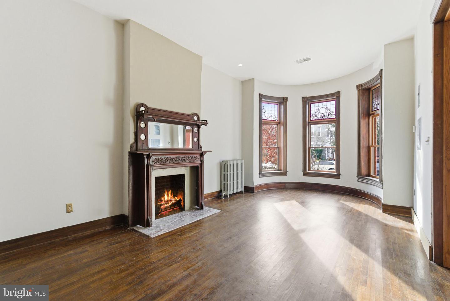 1827 13th St Nw Property Photo 5