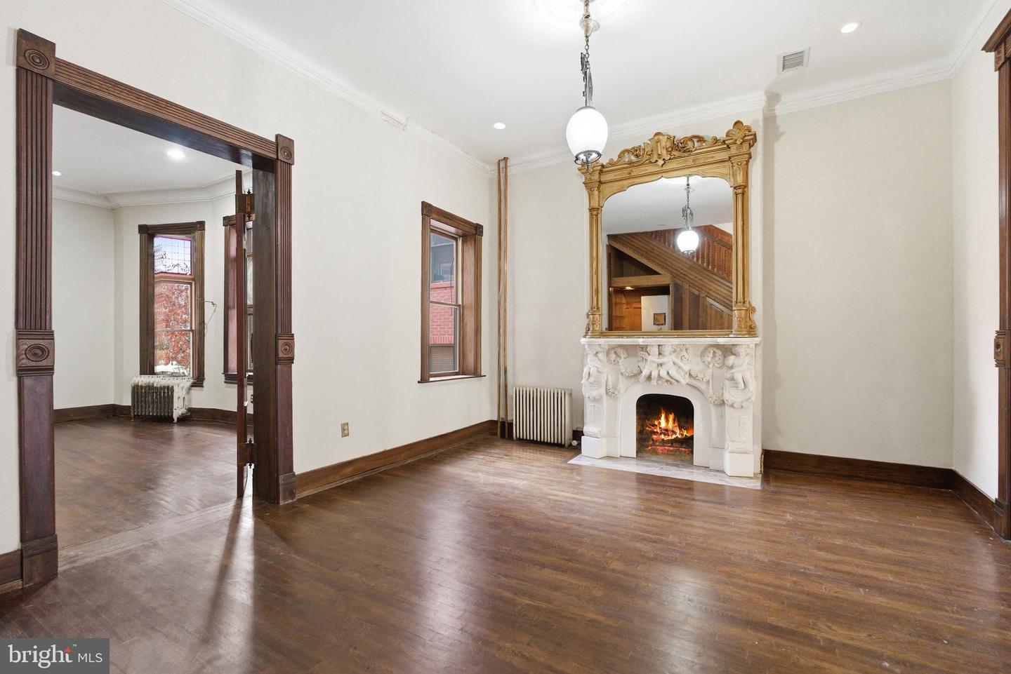 1827 13th St Nw Property Photo 6