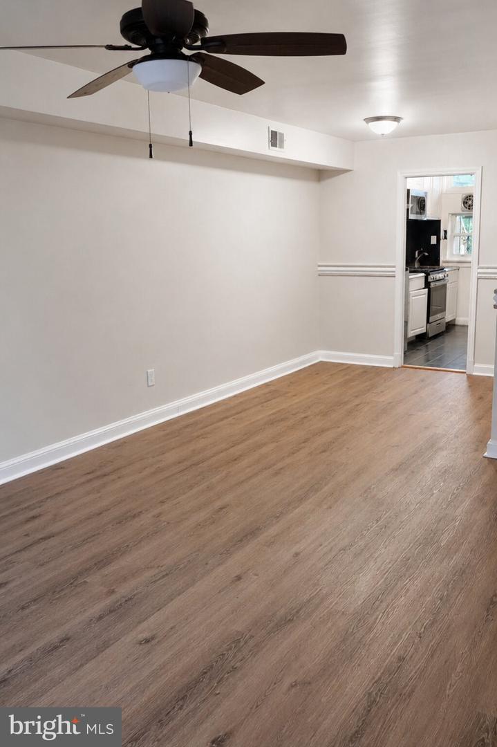 59 Galveston Pl Sw #3 Property Photo 5