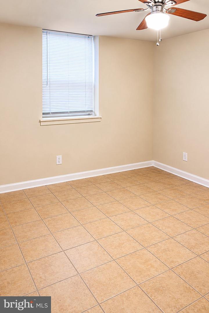 59 Galveston Pl Sw #4 Property Photo 10