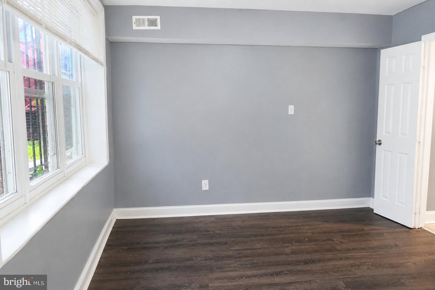 63 Galveston Pl Sw #b Property Photo 6