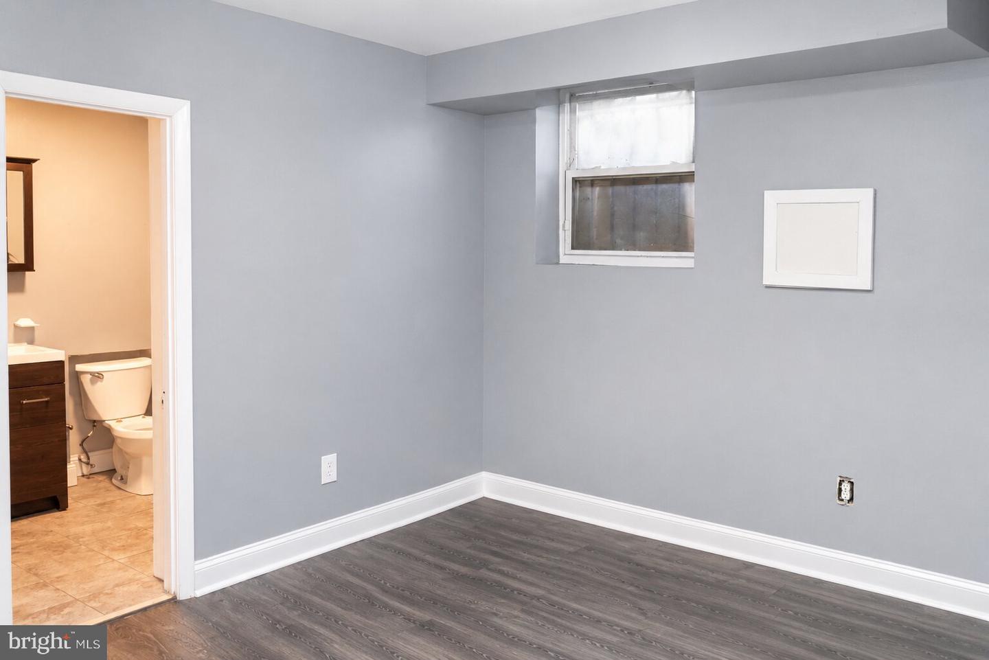63 Galveston Pl Sw #b Property Photo 8