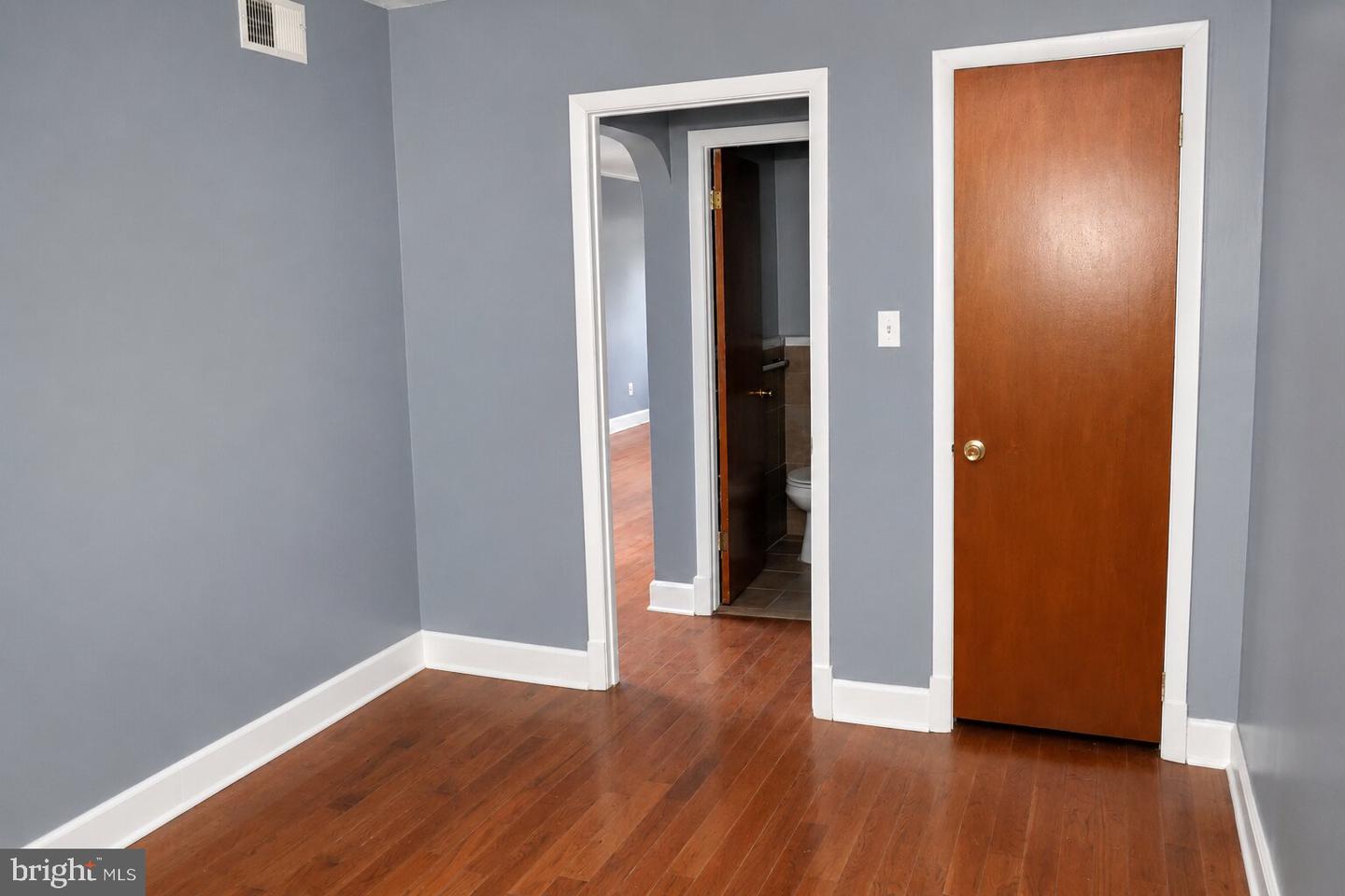 101 Galveston Pl Sw #4 Property Photo 5