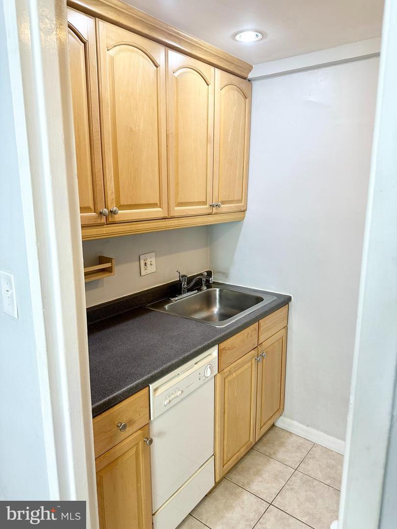2141 I St Nw #310 Property Photo 10
