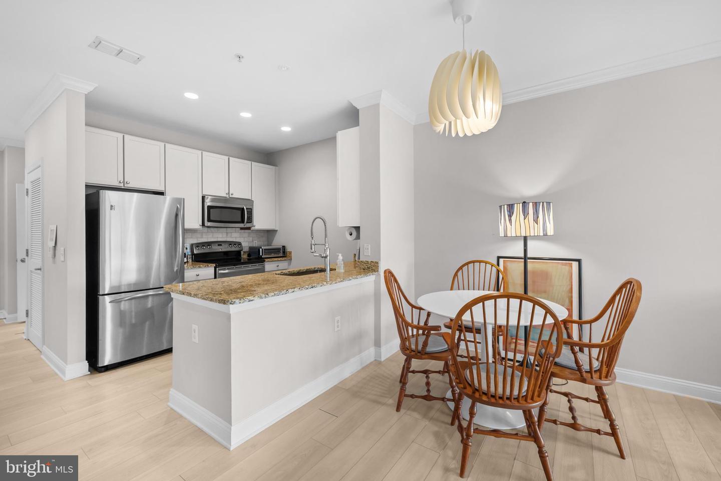 1391 Pennsylvania Ave Se #425 Property Photo 8