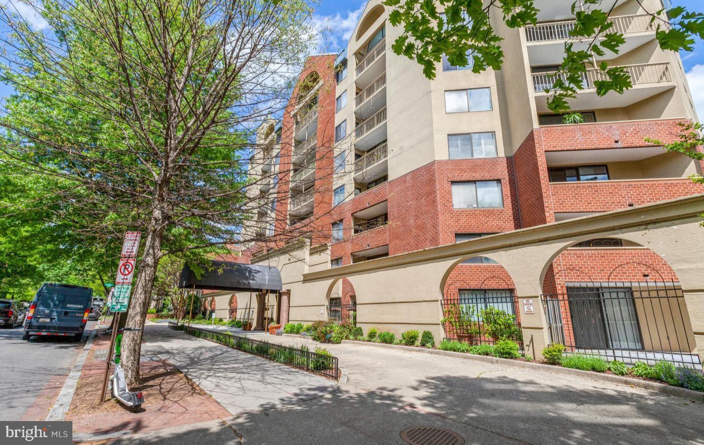 2725 Connecticut Ave Nw #303 Property Photo 25