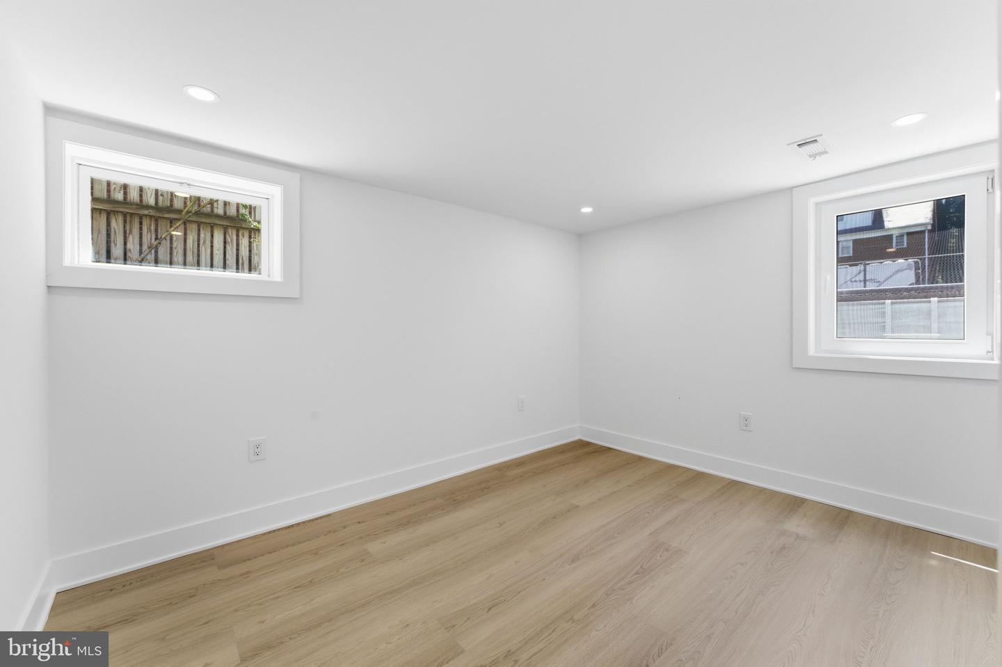 4306 22nd St Ne Property Photo 54