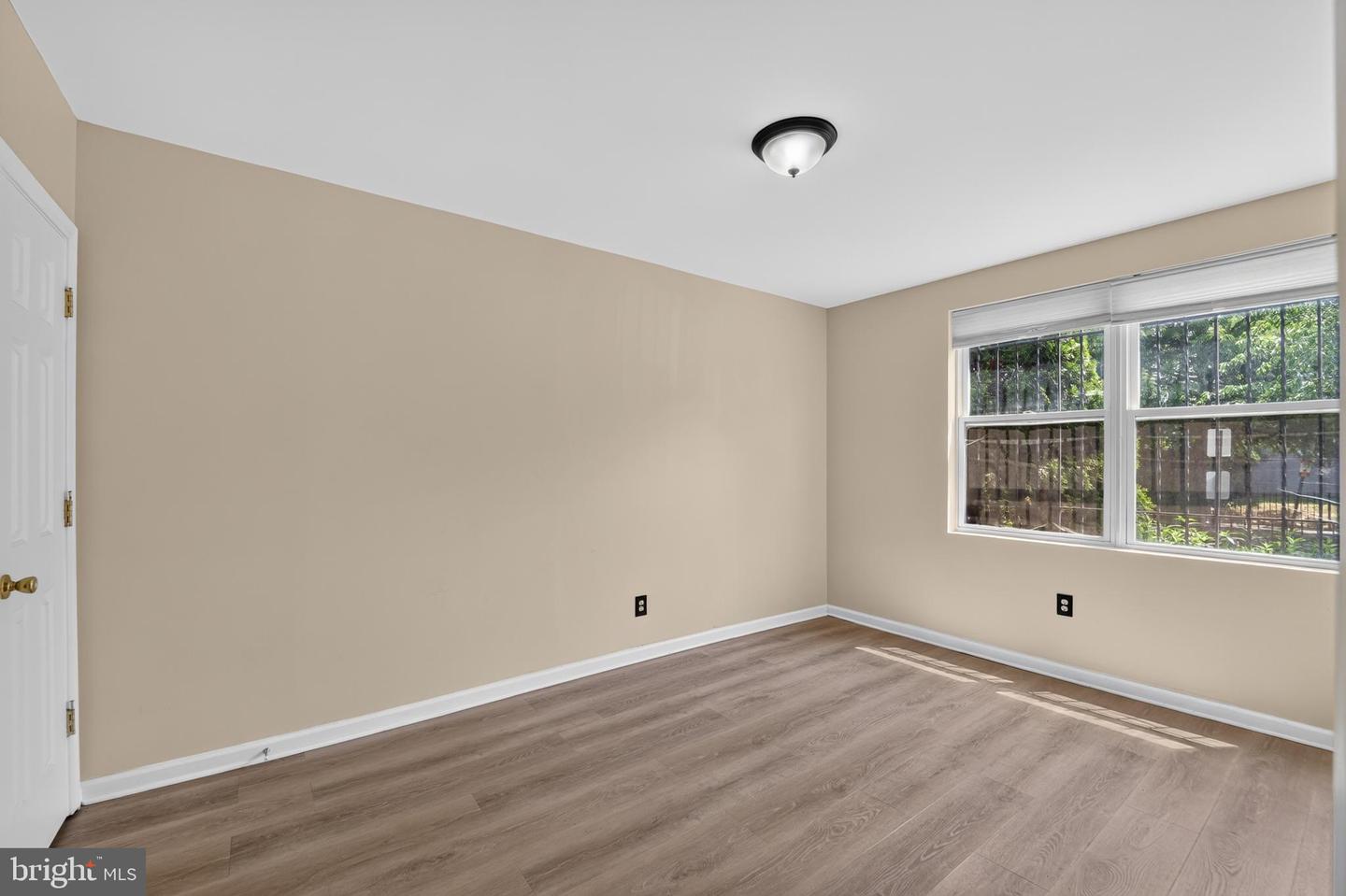 1240 18th St Ne #2 Property Photo 11
