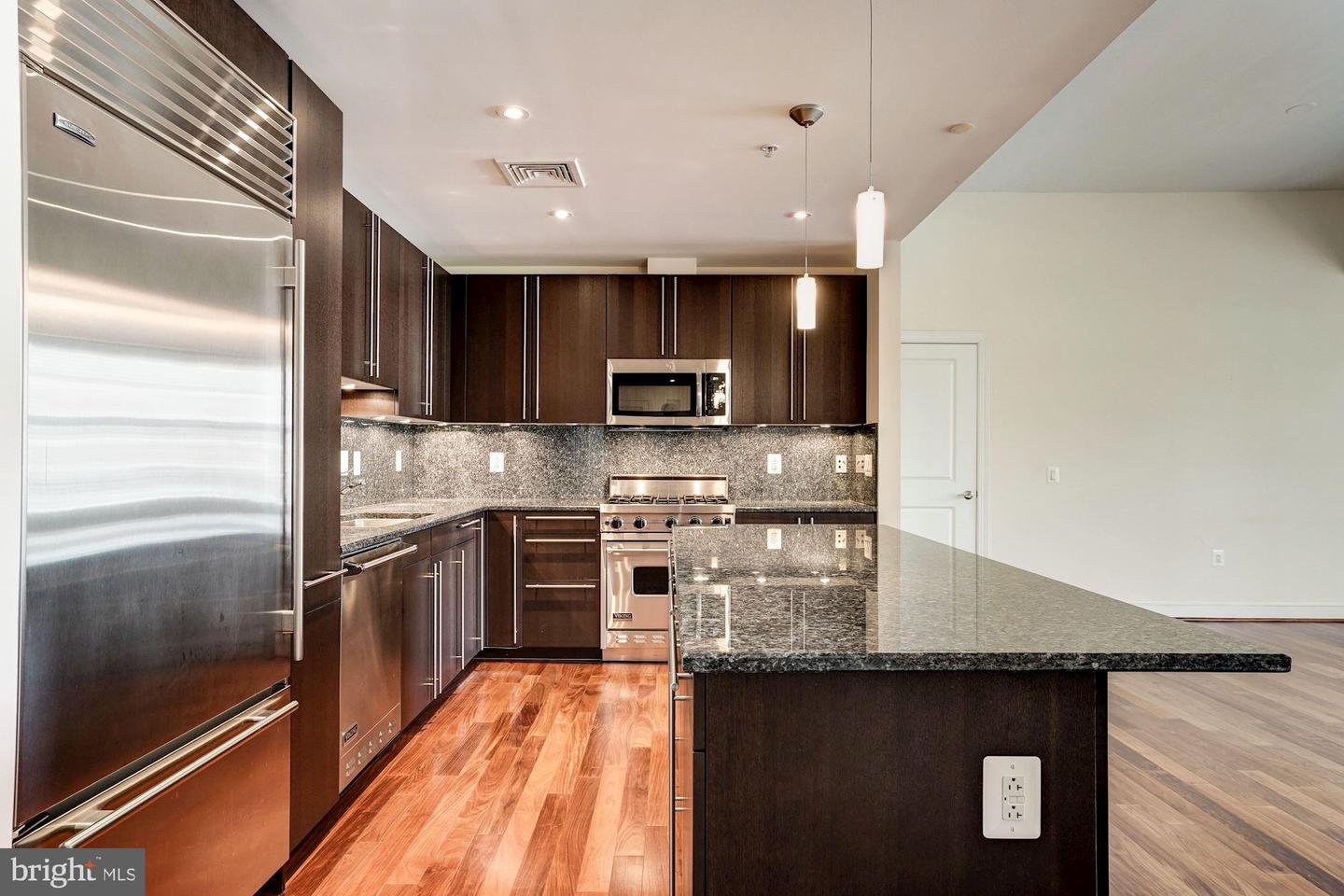 2425 L St Nw #736 Property Photo 6