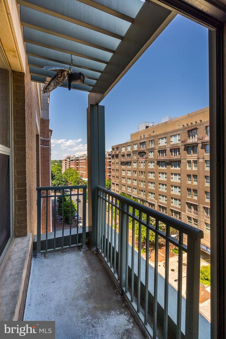 2425 L St Nw #736 Property Photo 14