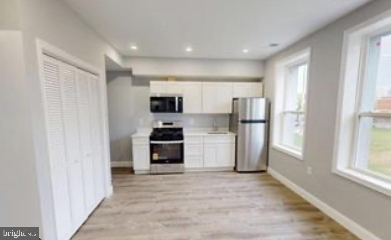 3228 Hiatt Pl Nw #2 Property Photo 3