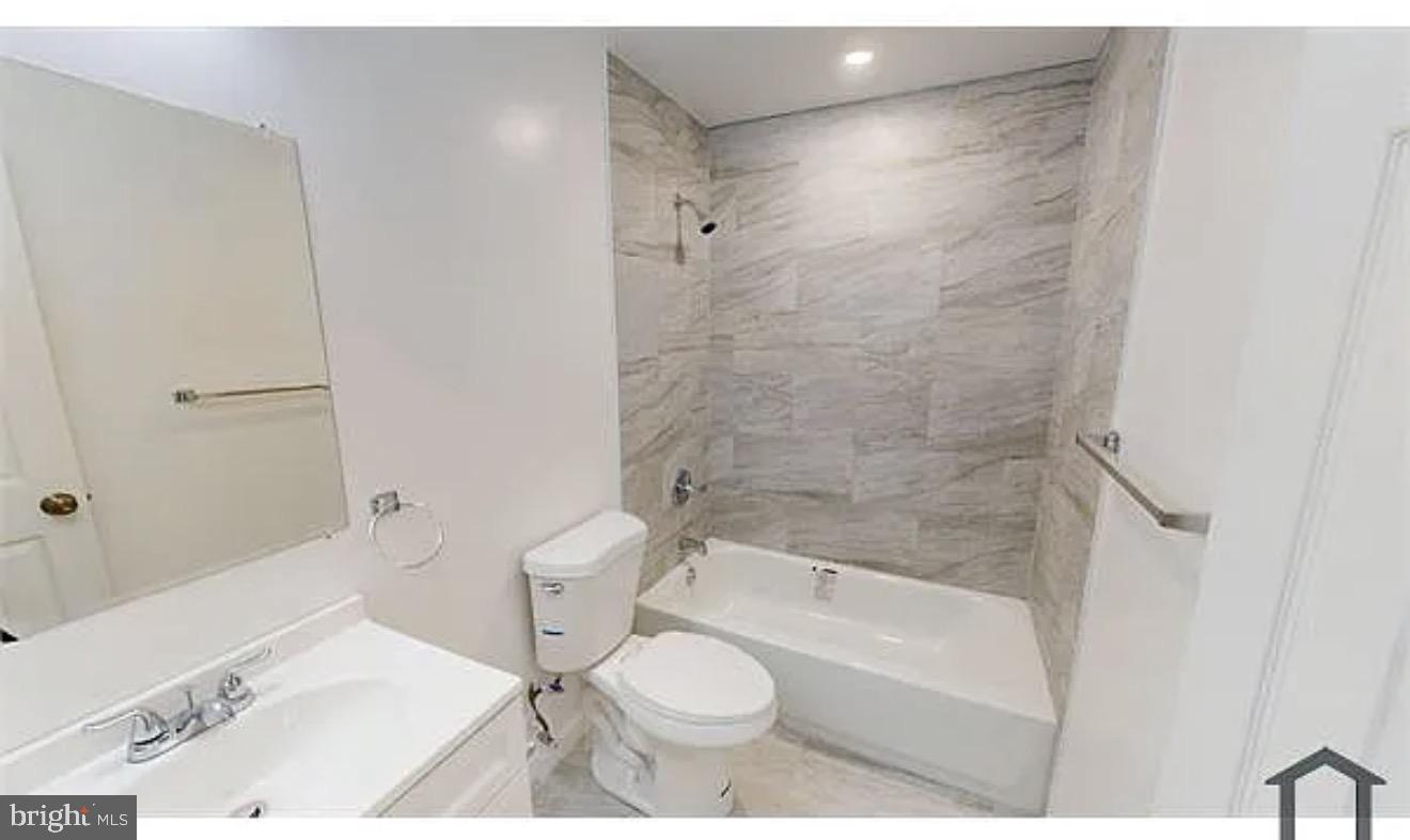 3228 Hiatt Pl Nw #2 Property Photo 11