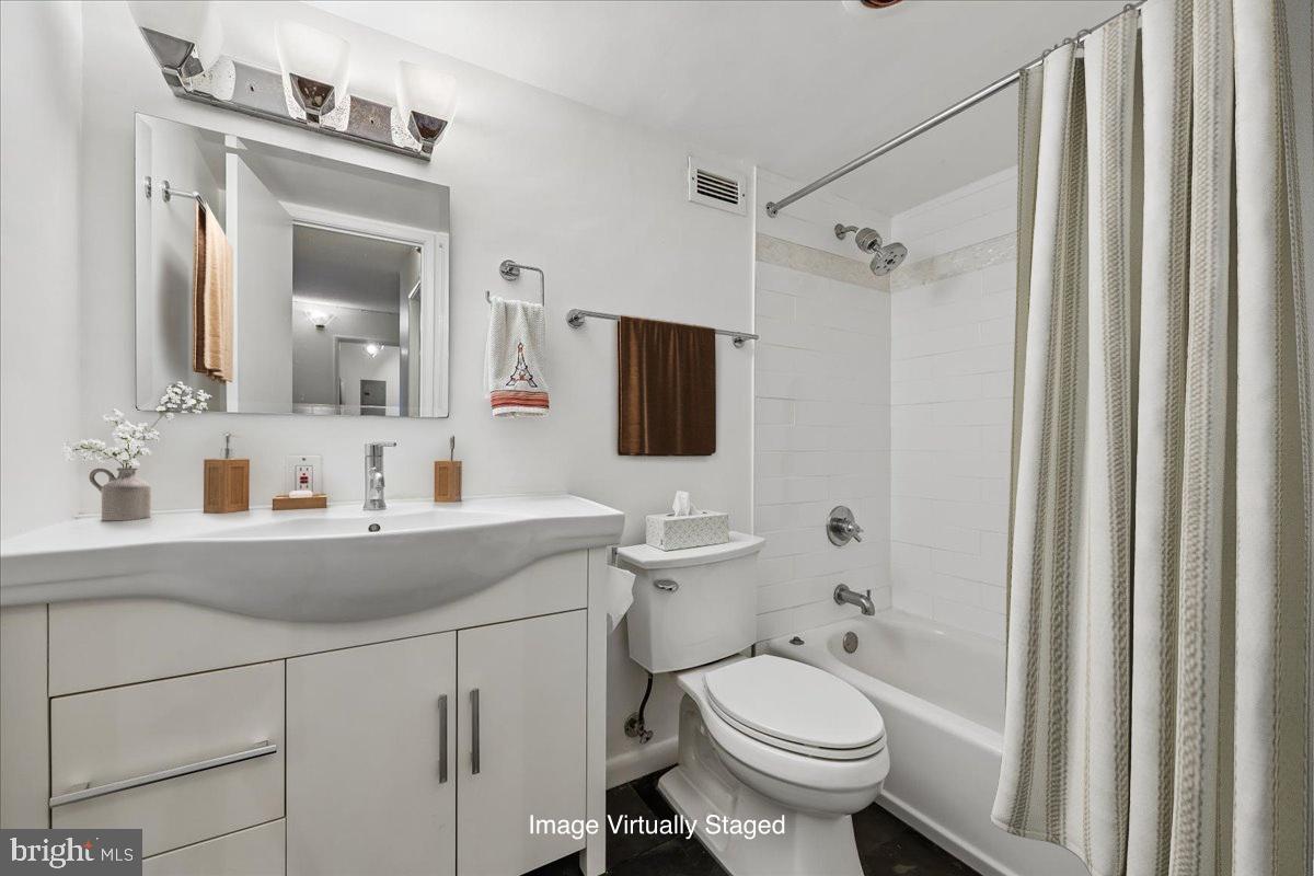1280 21st St Nw #406 Property Photo 6