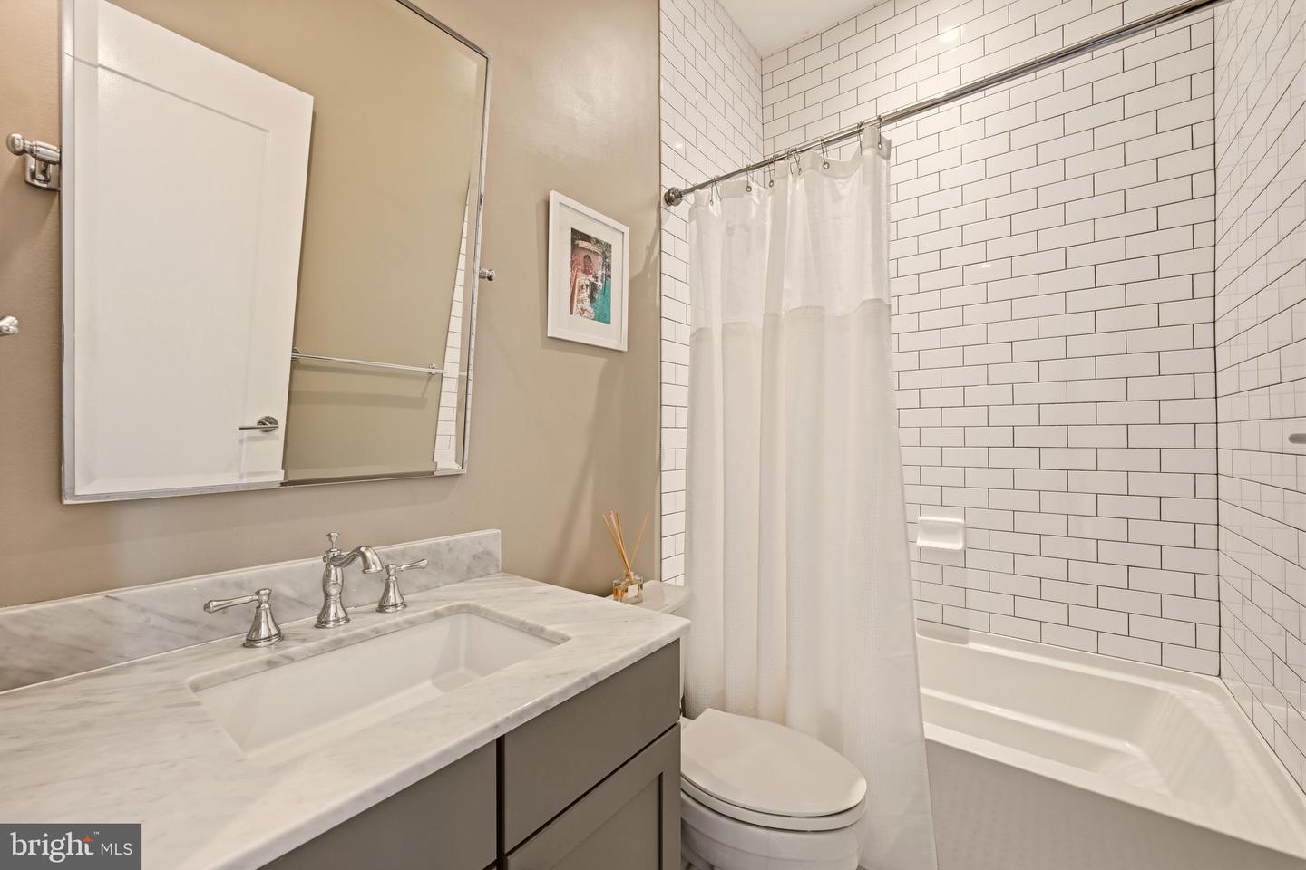 630 14th St Ne #5 Property Photo 18