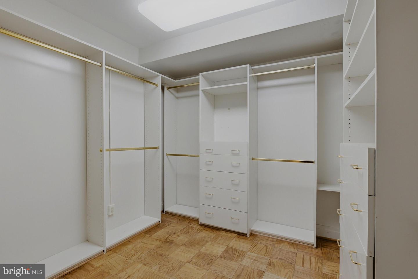 4100 Cathedral Ave Nw #617 Property Photo 27