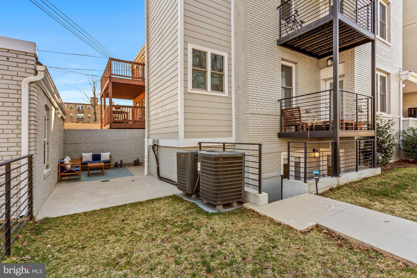 1236 Shepherd St Nw #1 Property Photo 31