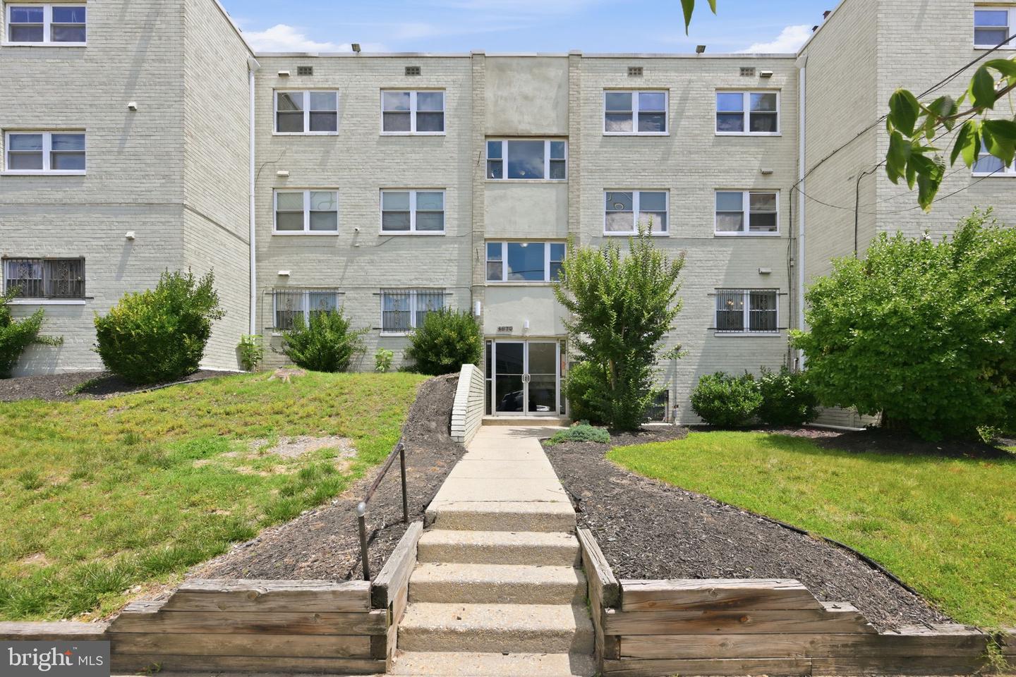 4810 Quarles St Ne #205 Property Photo 1