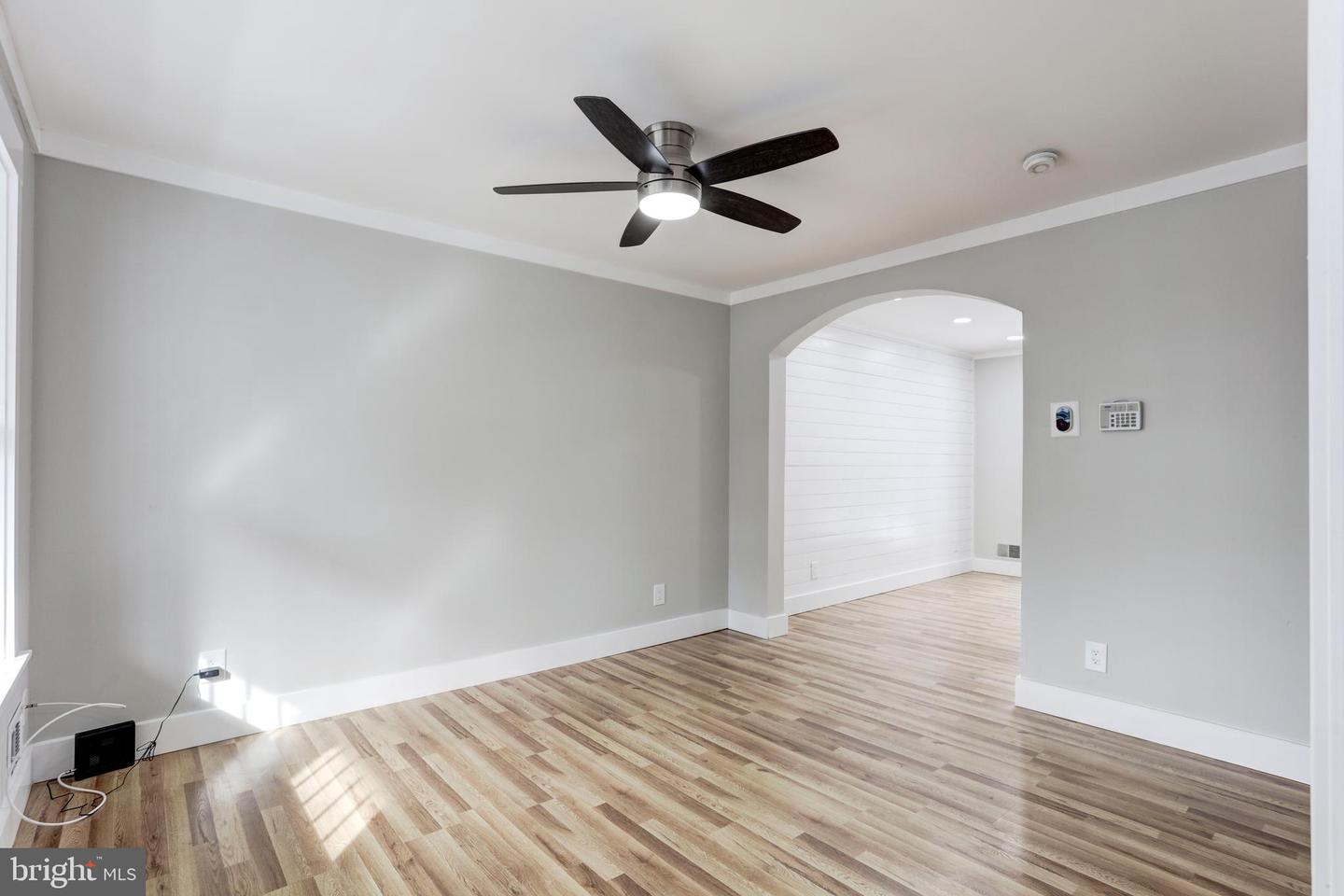 1366 Valley Pl Se Property Photo 3