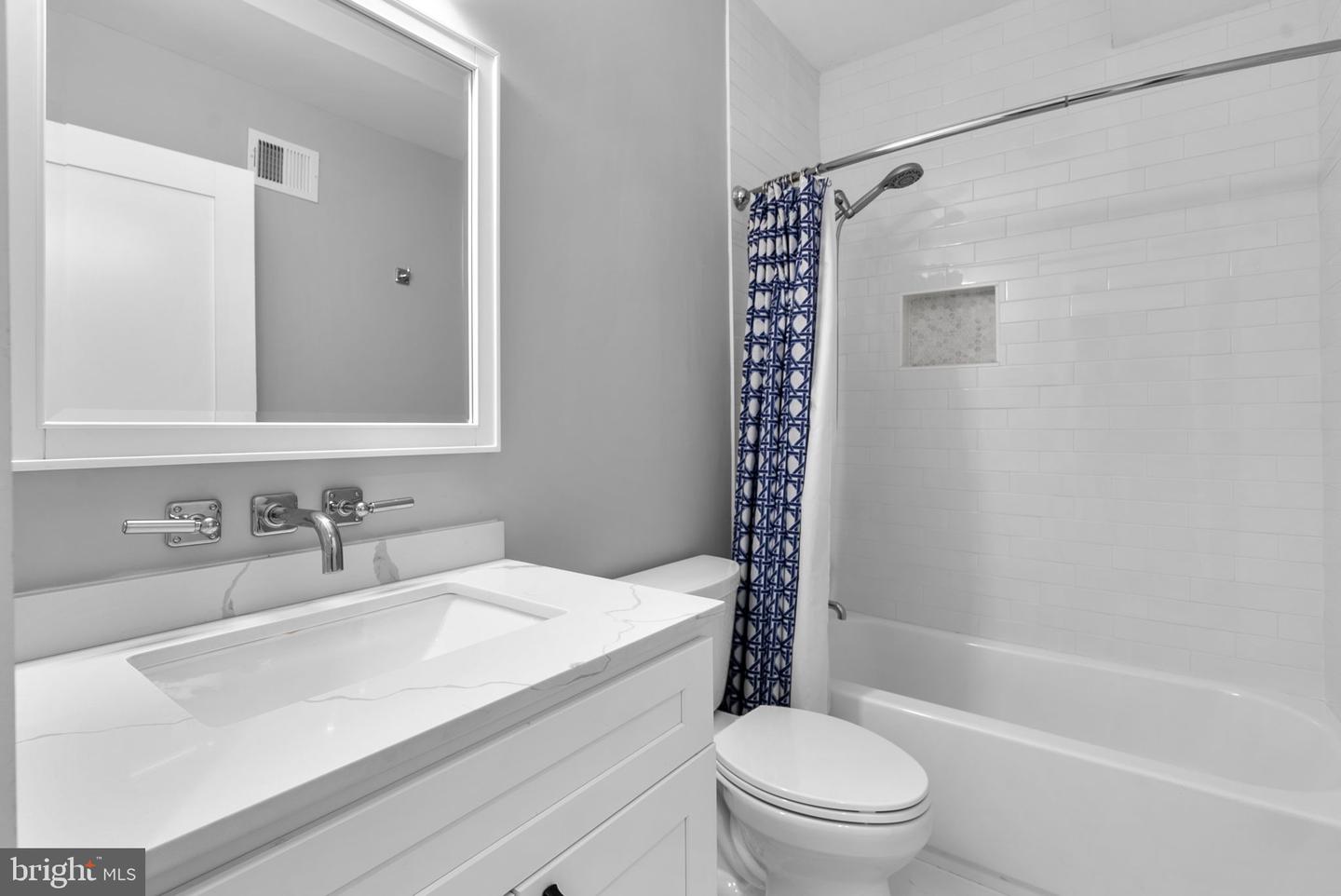3572 13th St Nw #2 Property Photo 9