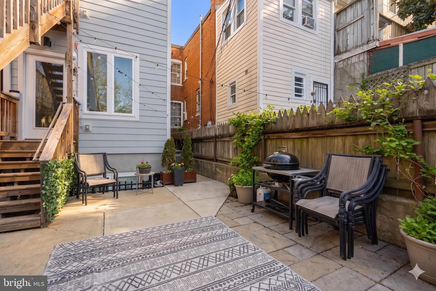 3572 13th St Nw #2 Property Photo 12