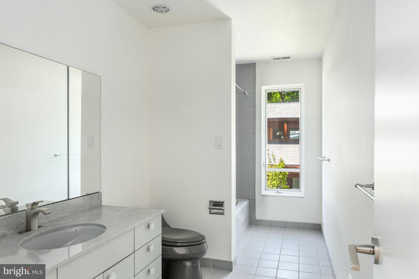 2920 Albemarle St Nw Property Photo 34