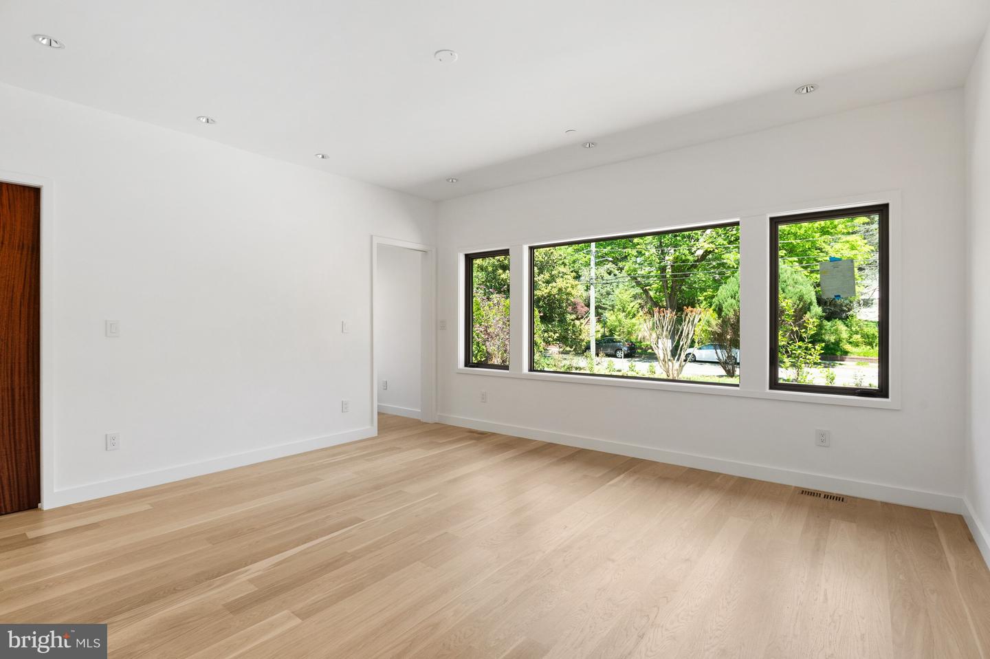 2920 Albemarle St Nw Property Photo 46