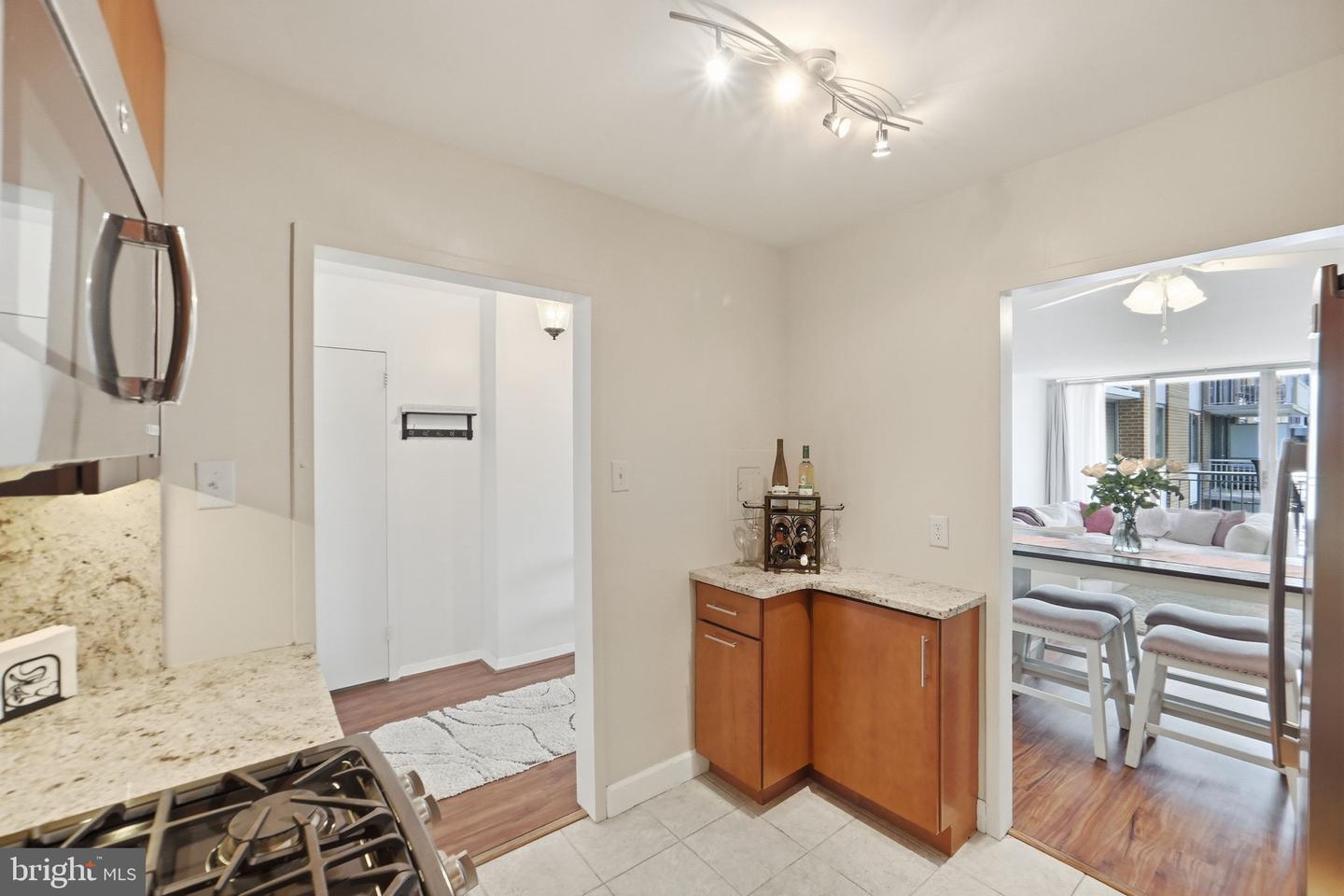3001 Veazey Ter Nw #1324 Property Photo 6