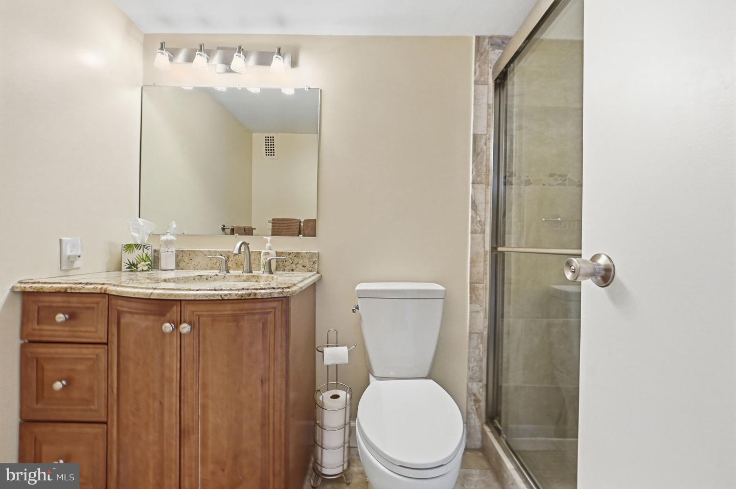 3001 Veazey Ter Nw #1324 Property Photo 17