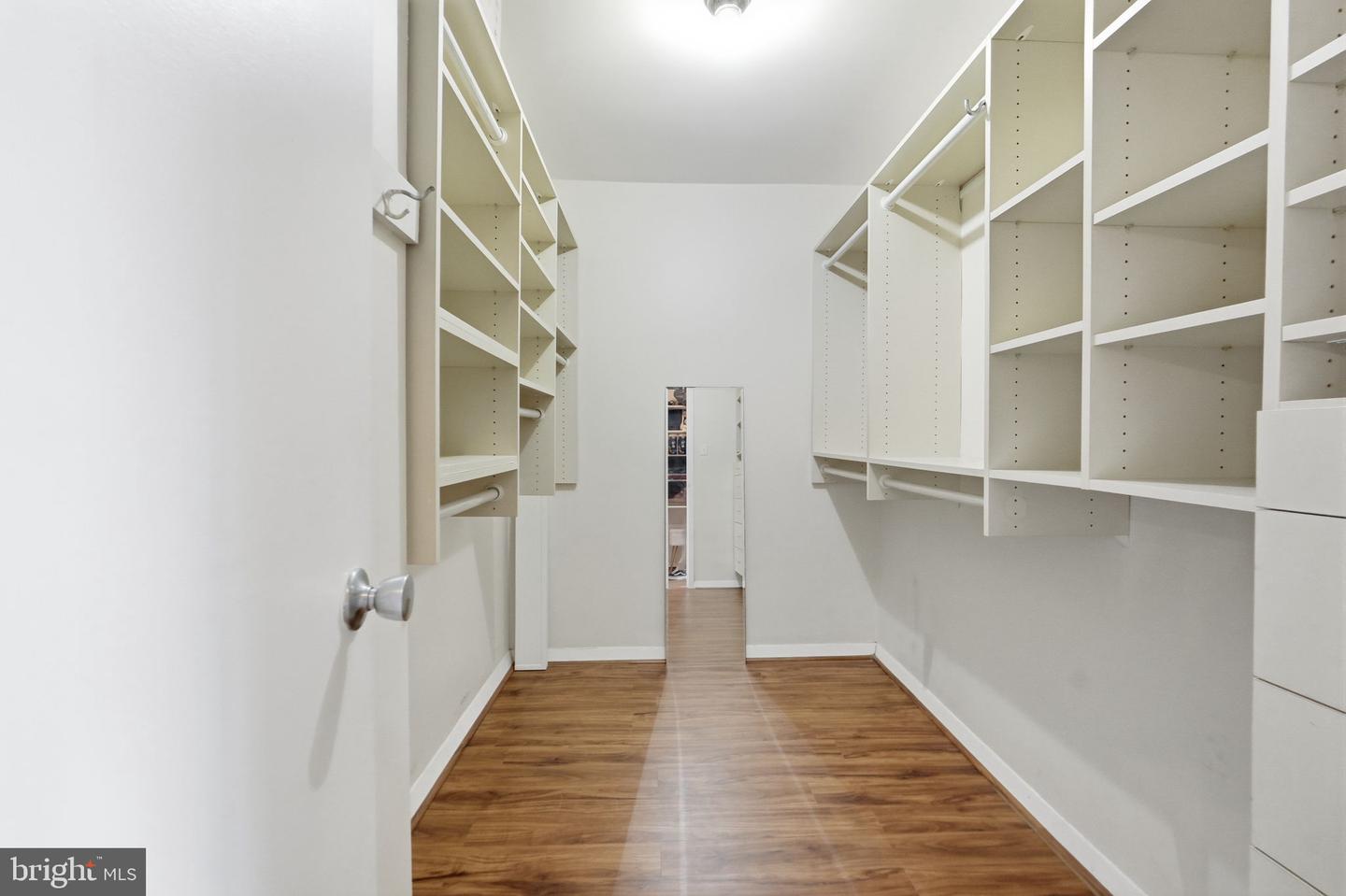 3001 Veazey Ter Nw #1324 Property Photo 19